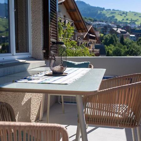 Traumhafte Sonnenresidenz Mit Berg- Und Seeblick Амден Екстериор снимка