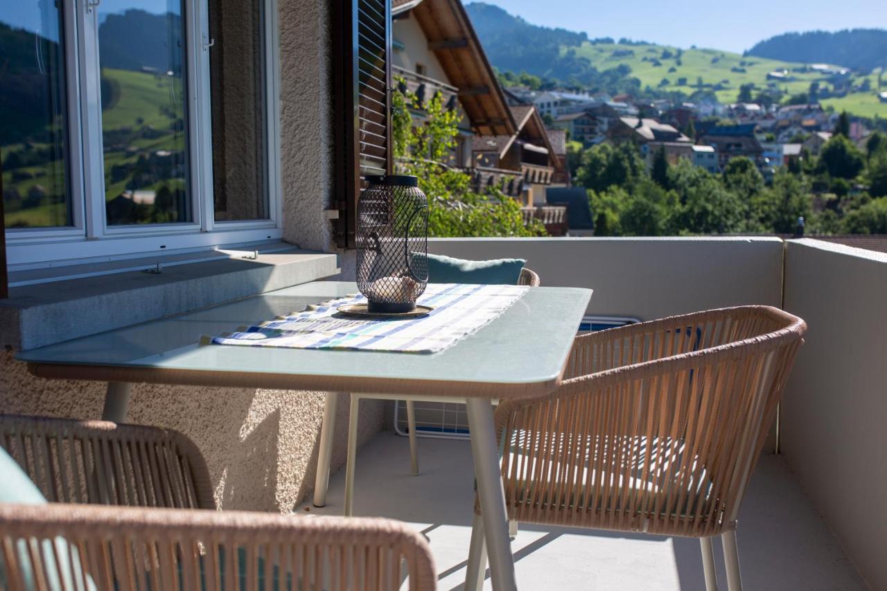 Traumhafte Sonnenresidenz Mit Berg- Und Seeblick Амден Екстериор снимка